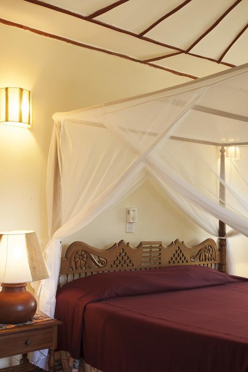Crystal Bay Resort Ватаму Экстерьер фото